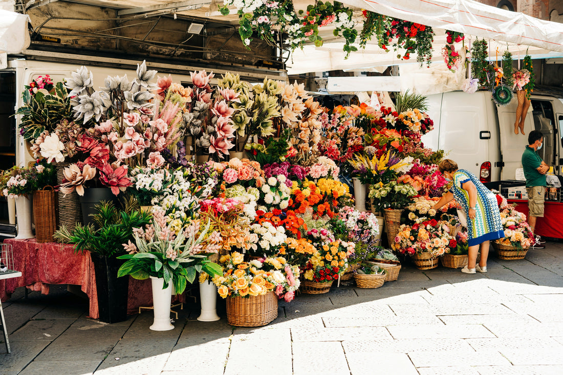 Why Miami Residents Choose Flowers at the Gables Over 1-800-Flowers